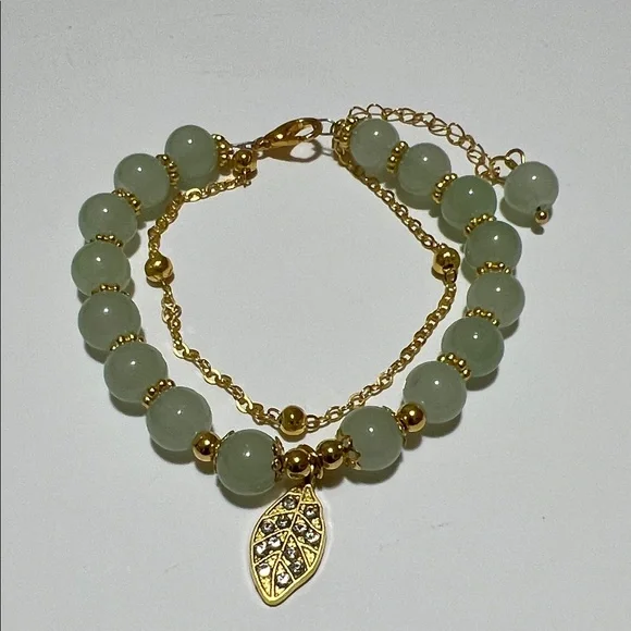Gold and Green Jade Beaded Bracelet with Leaf Pendant - Picture 1 of 5